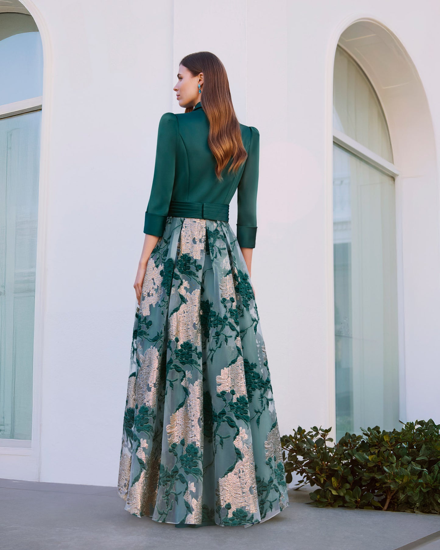 1G1D6 | Couture Club