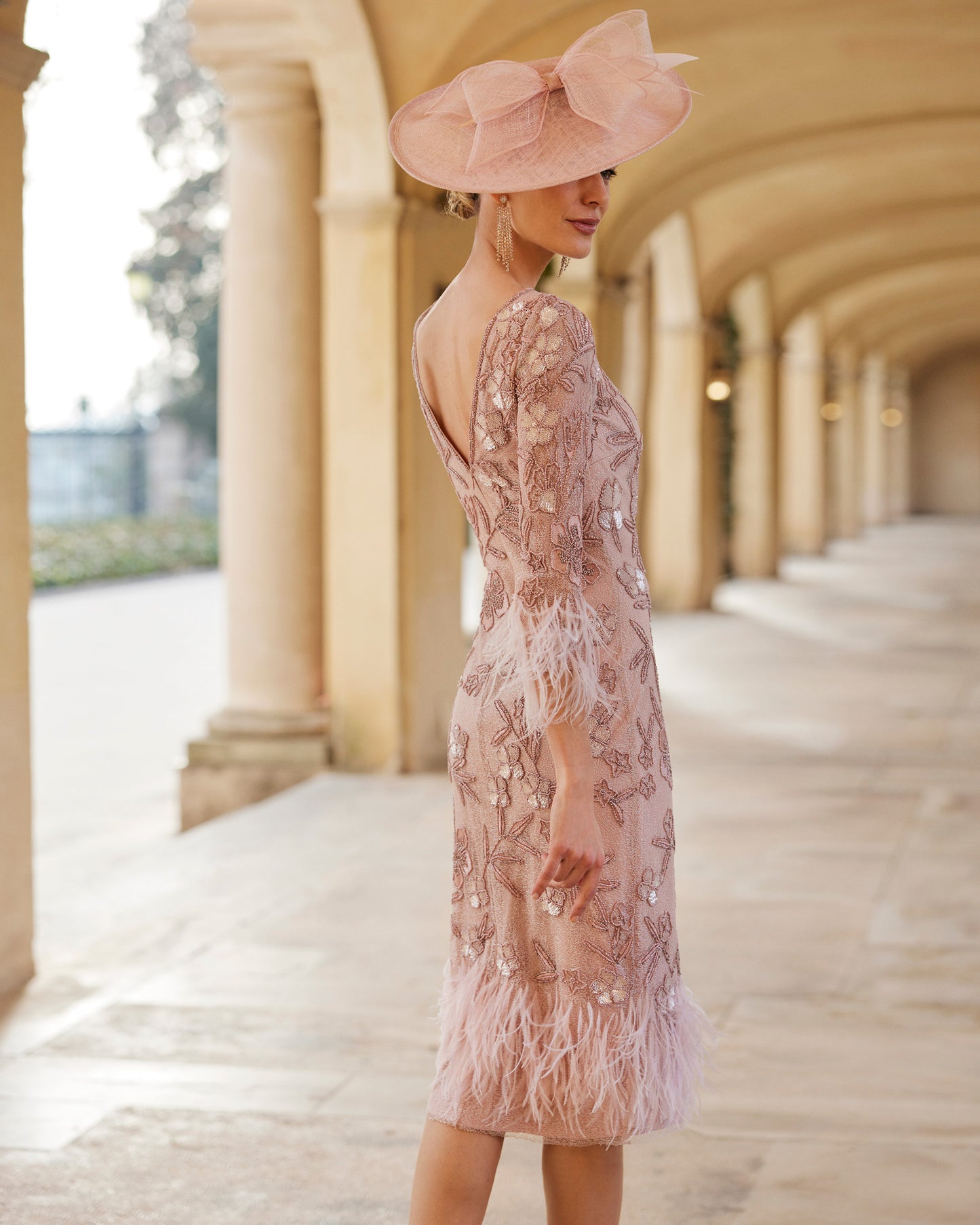 8G1D4 | Couture Club