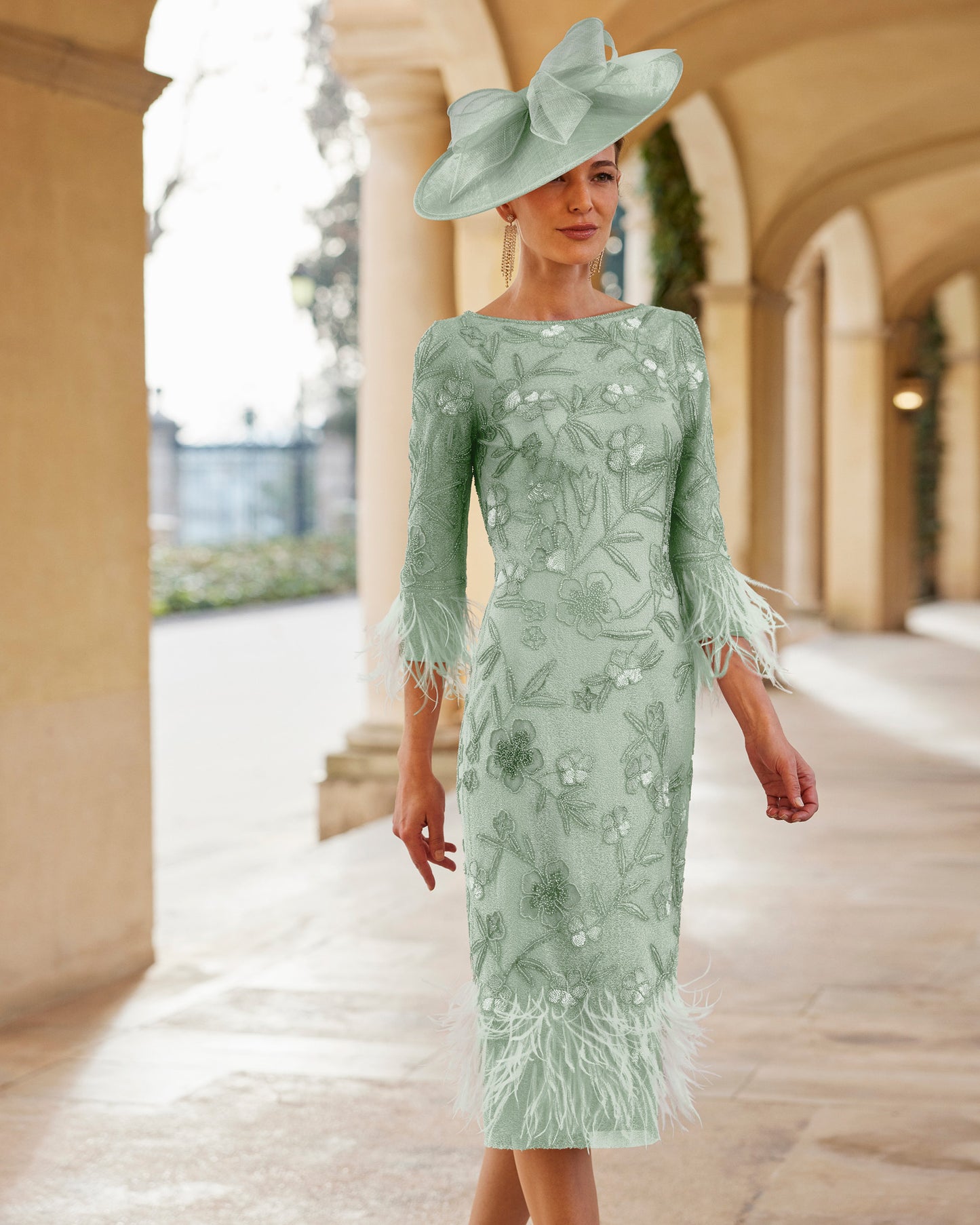 8G1D4 | Couture Club