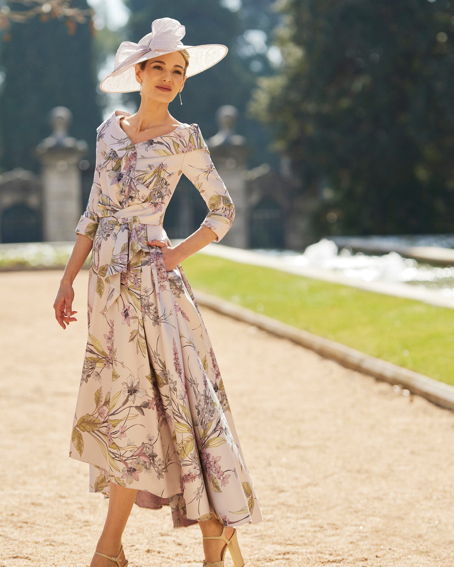 8G1G8 | Couture Club
