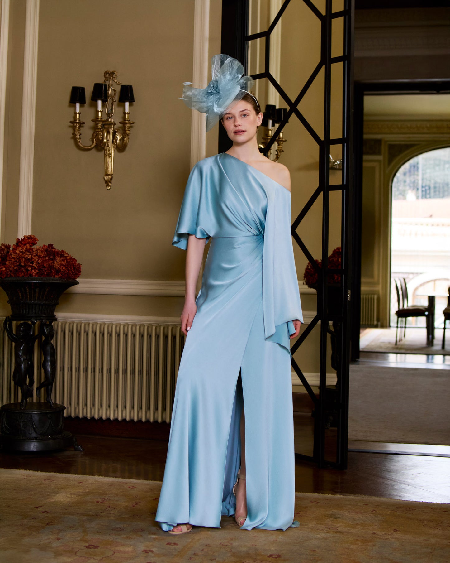 1G1N9 | Couture Club