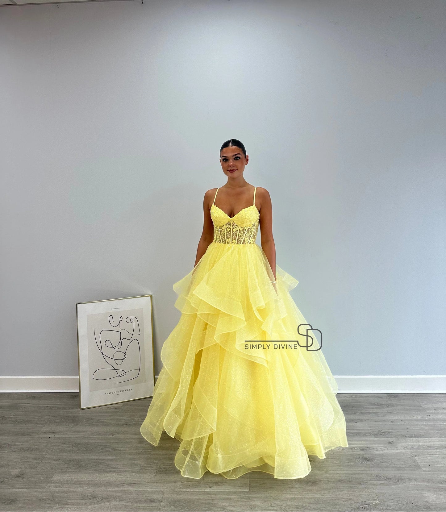 SD899 | Simply Divine