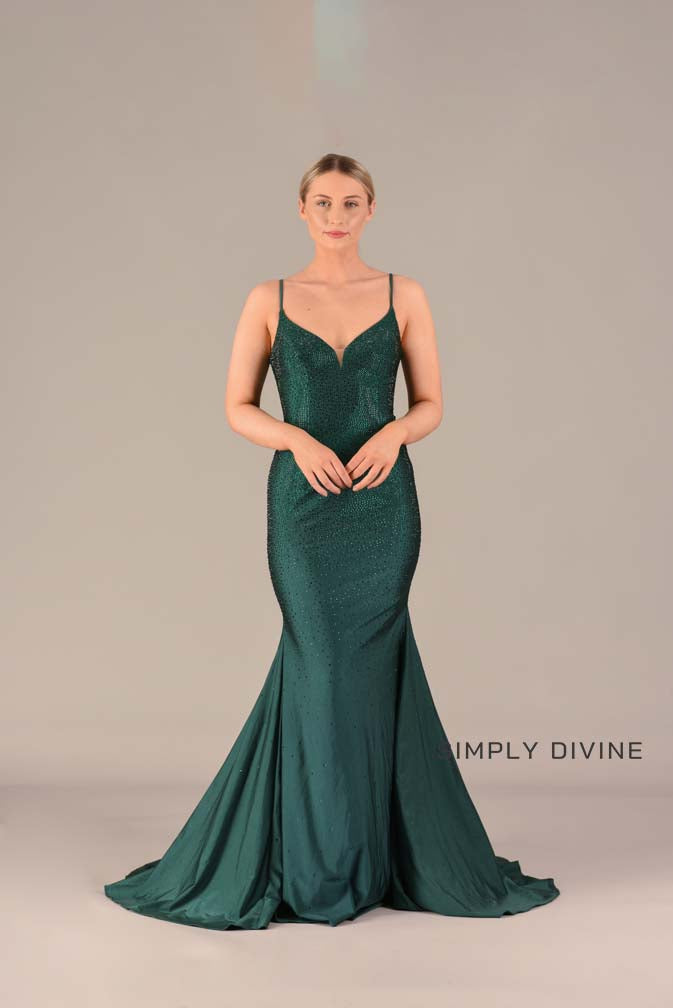 Emerald Dress embellished with diamonds