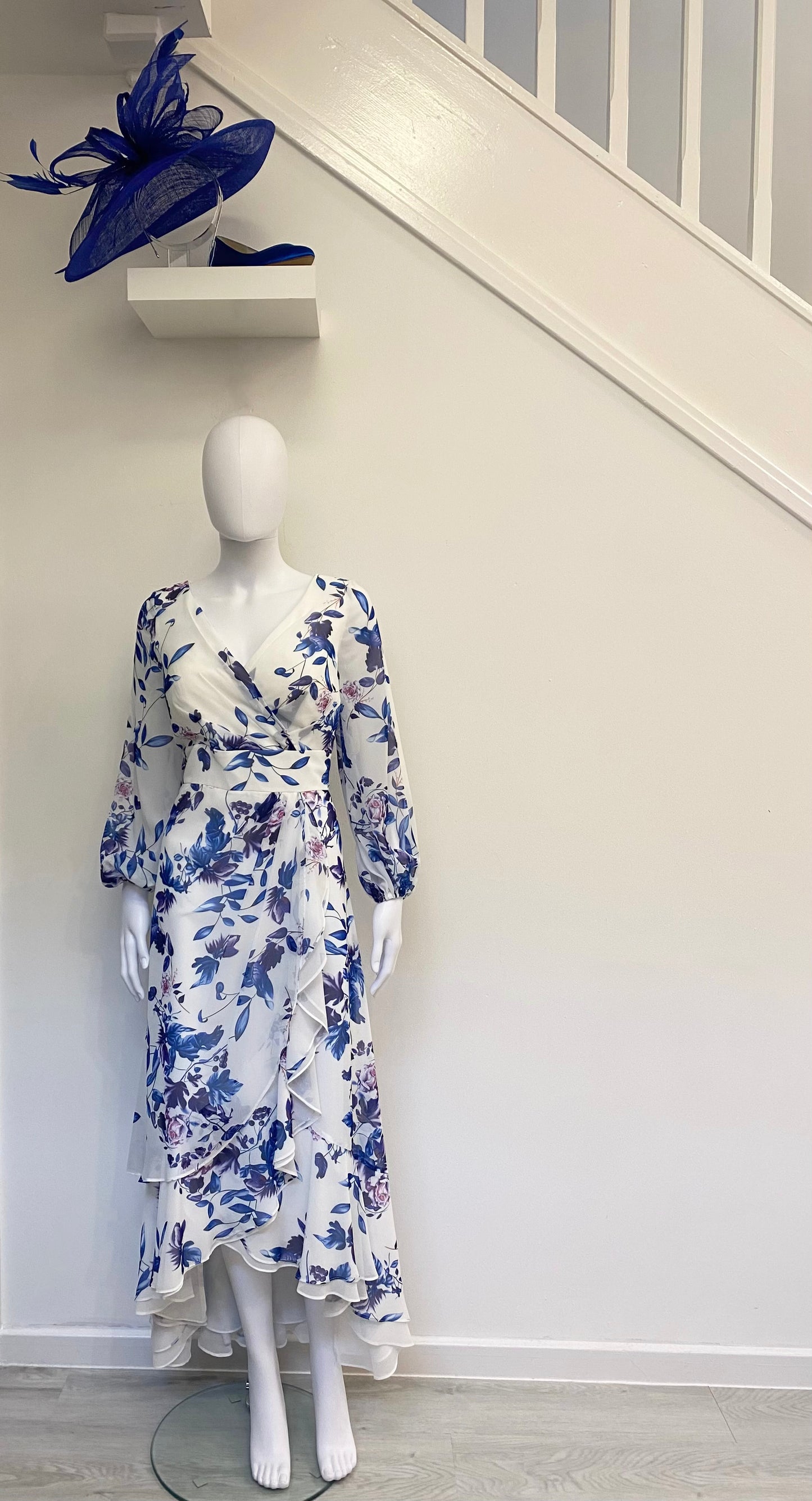 7G129 | Couture Club