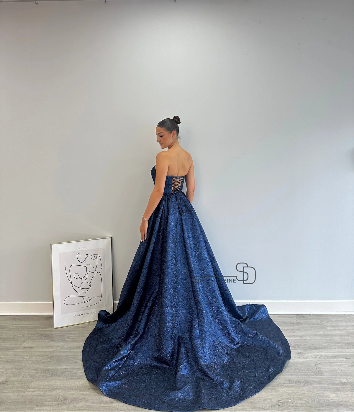 SD170 | Simply Divine