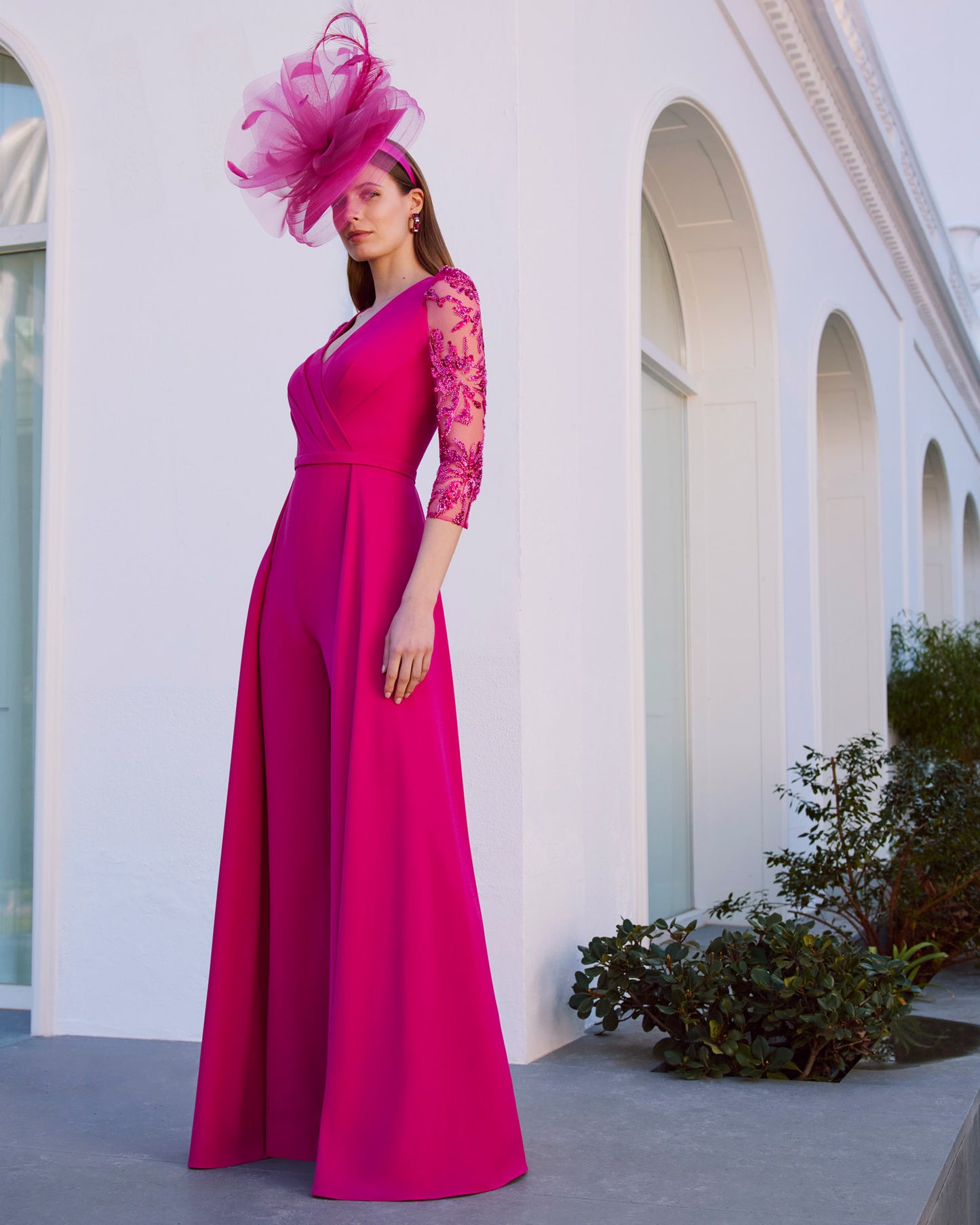 1G152 | Couture Club