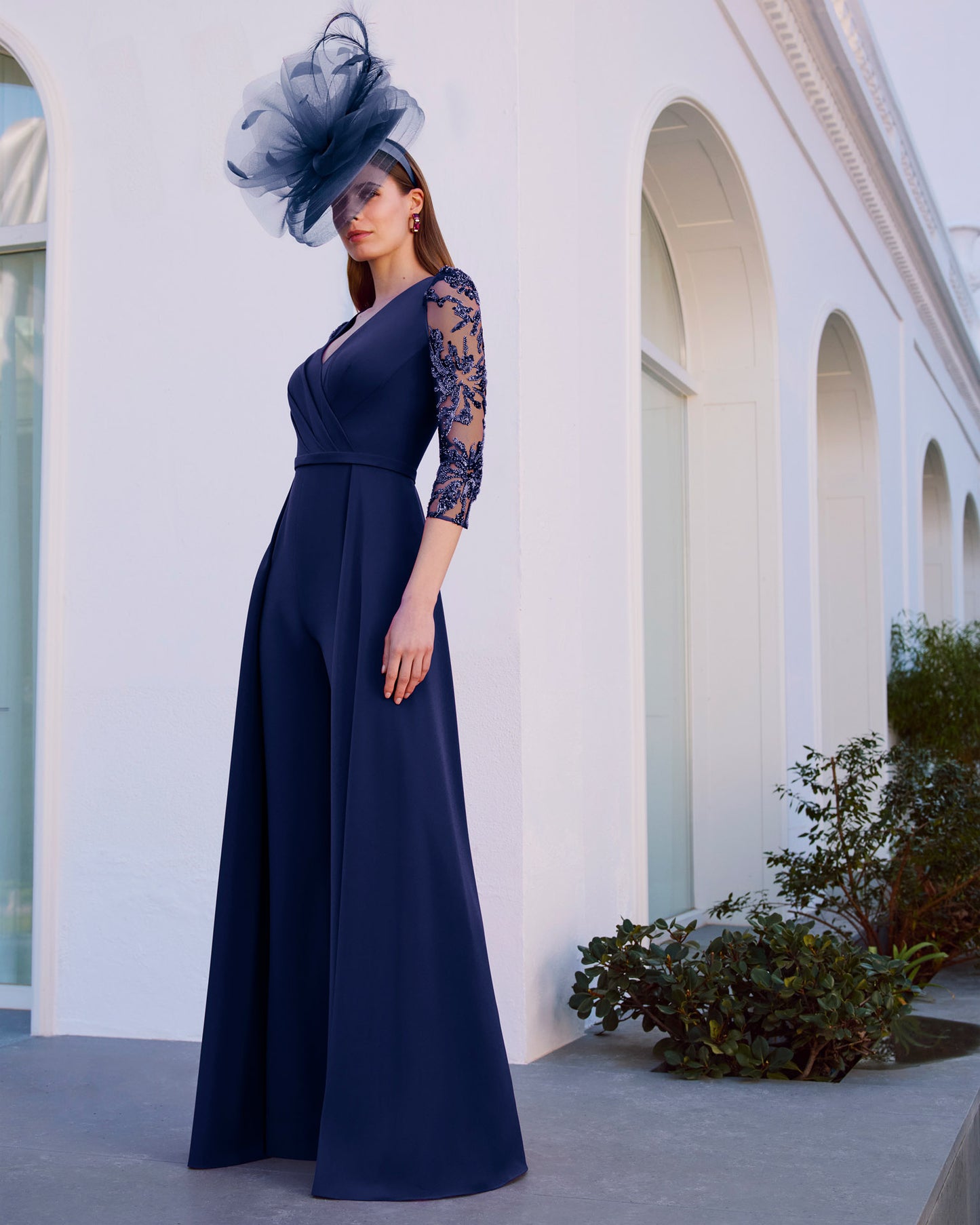 1G152 | Couture Club