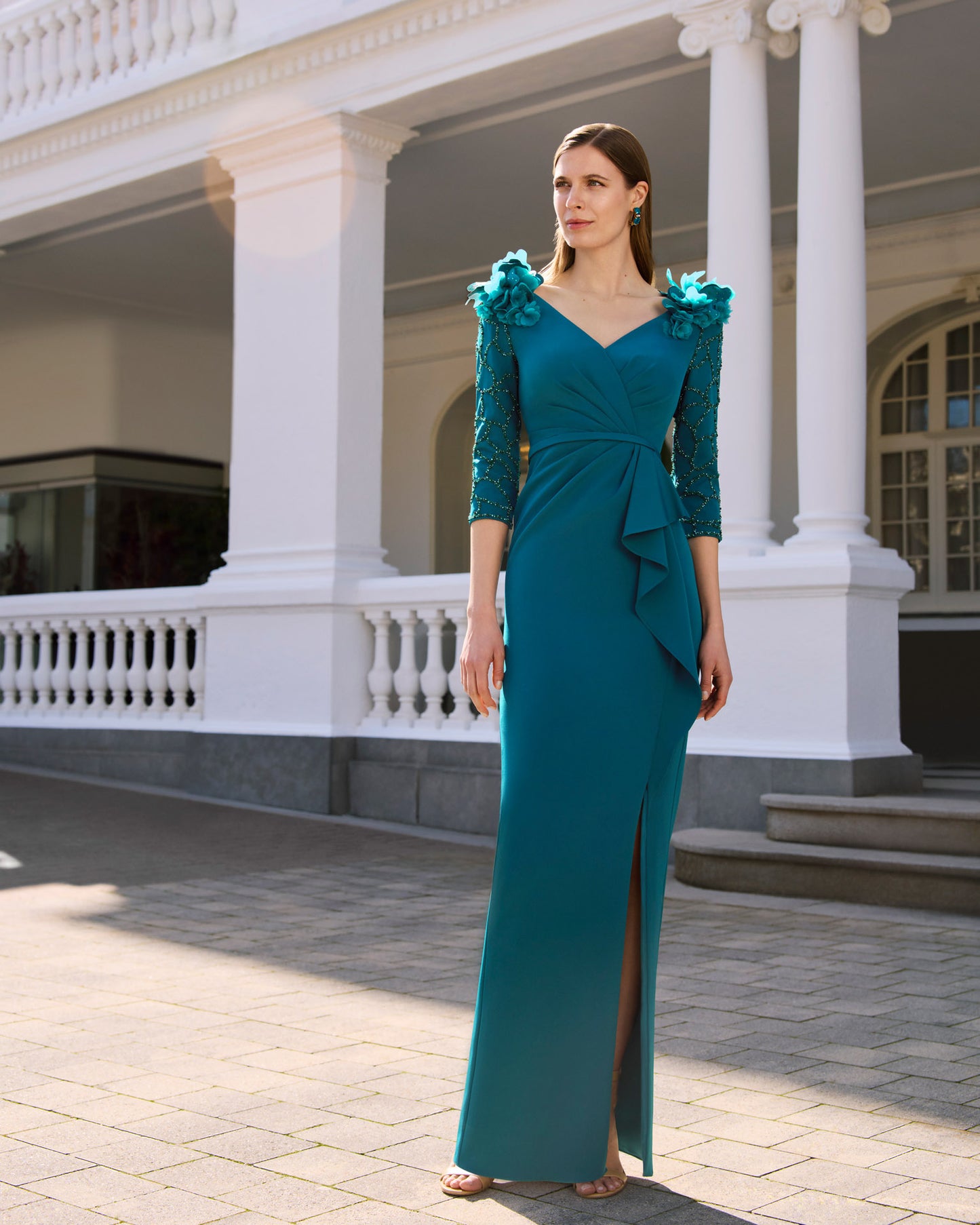 1G183 | Couture Club