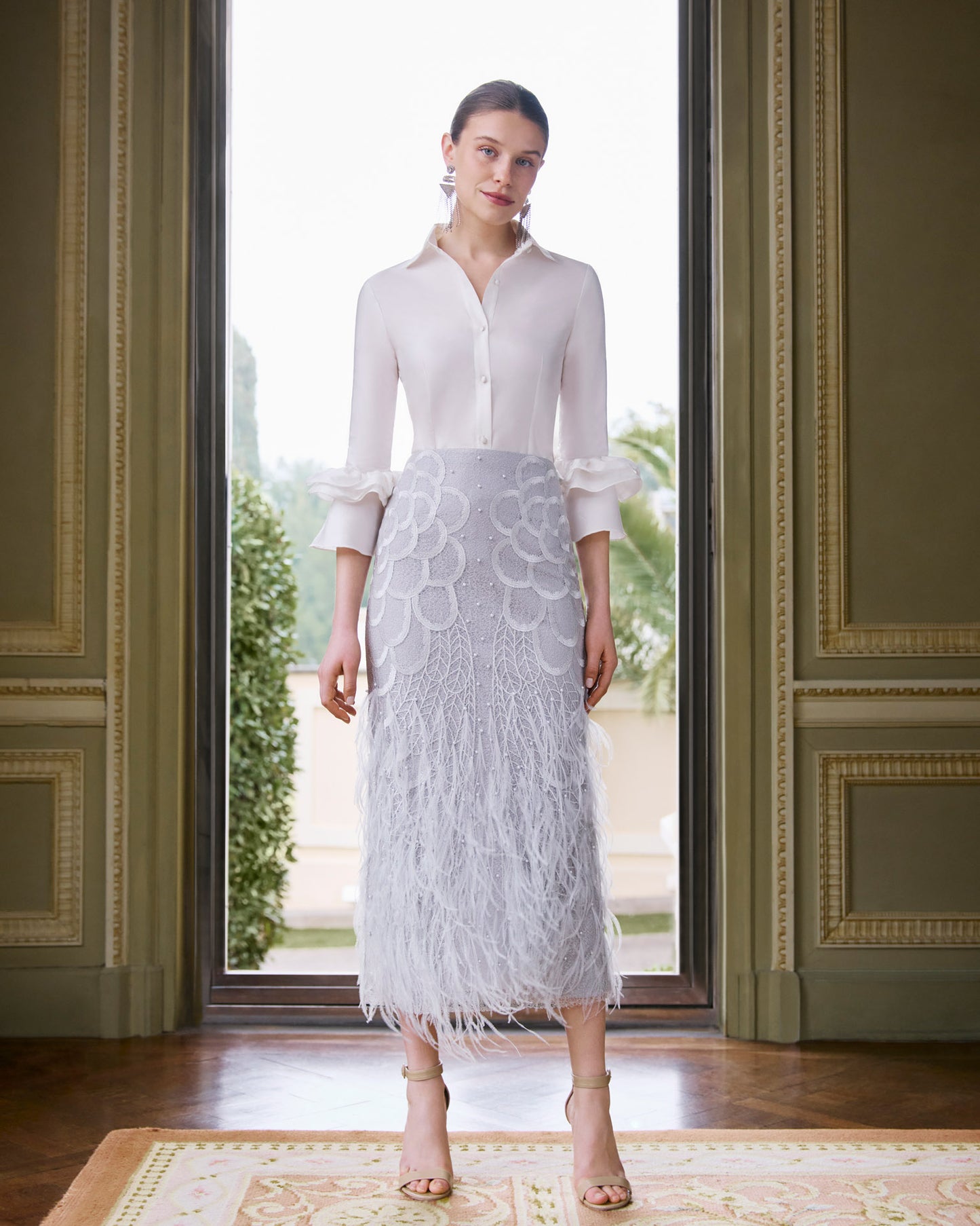 1G2F4 | Couture Club