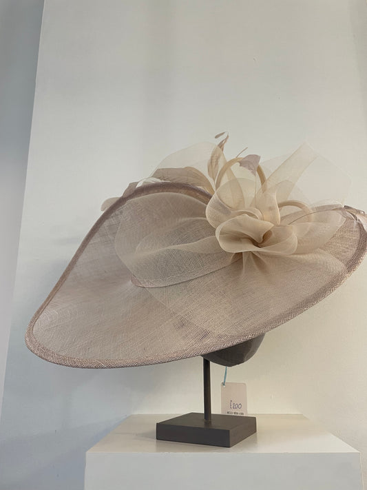 Naomi Hatinator | Max & Ellie