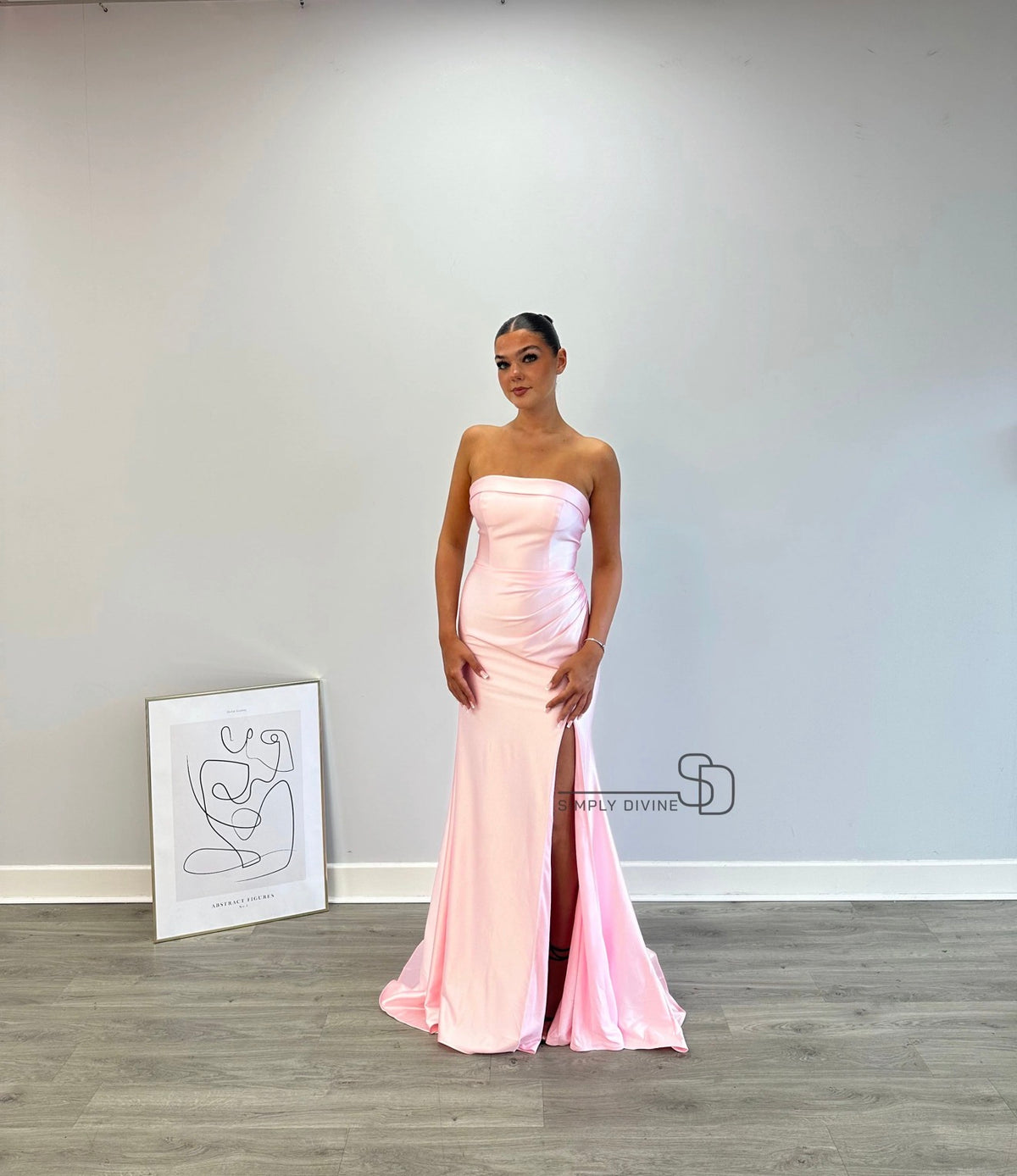 SD941 | Simply Divine