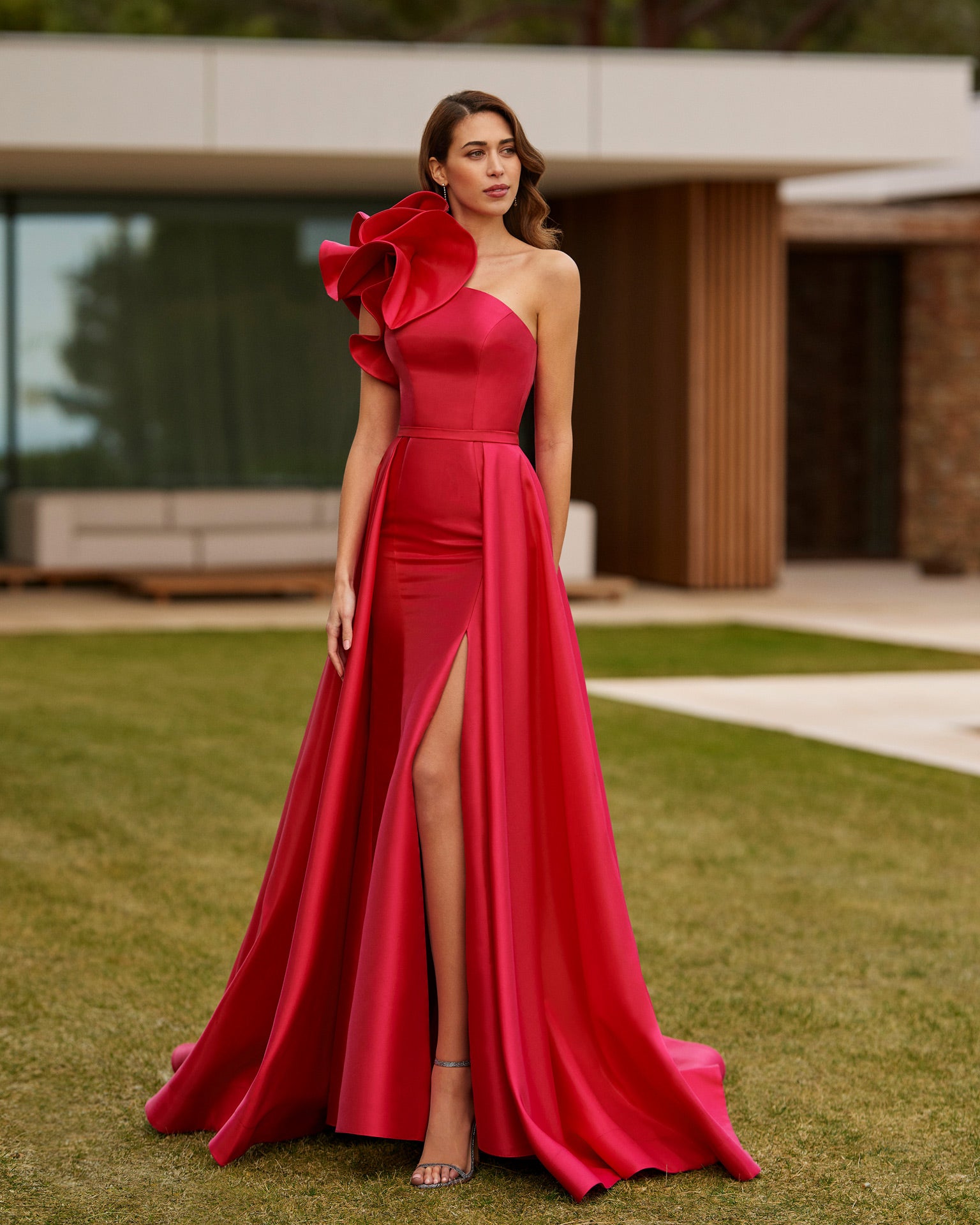 Red mother of the bride gown