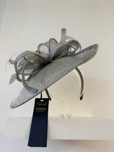 Load image into Gallery viewer, Grey Fascinator
