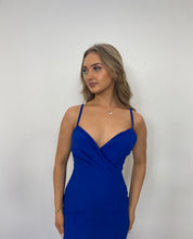 Load image into Gallery viewer, Sweetheart Neckline Royal Blue Mermaid Style Dress

