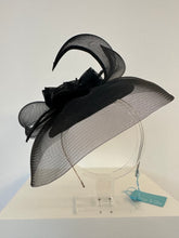 Load image into Gallery viewer, Gabrielle | The Pretty Perfect Boutique
