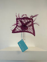 Load image into Gallery viewer, Susanne | The Pretty Perfect Boutique
