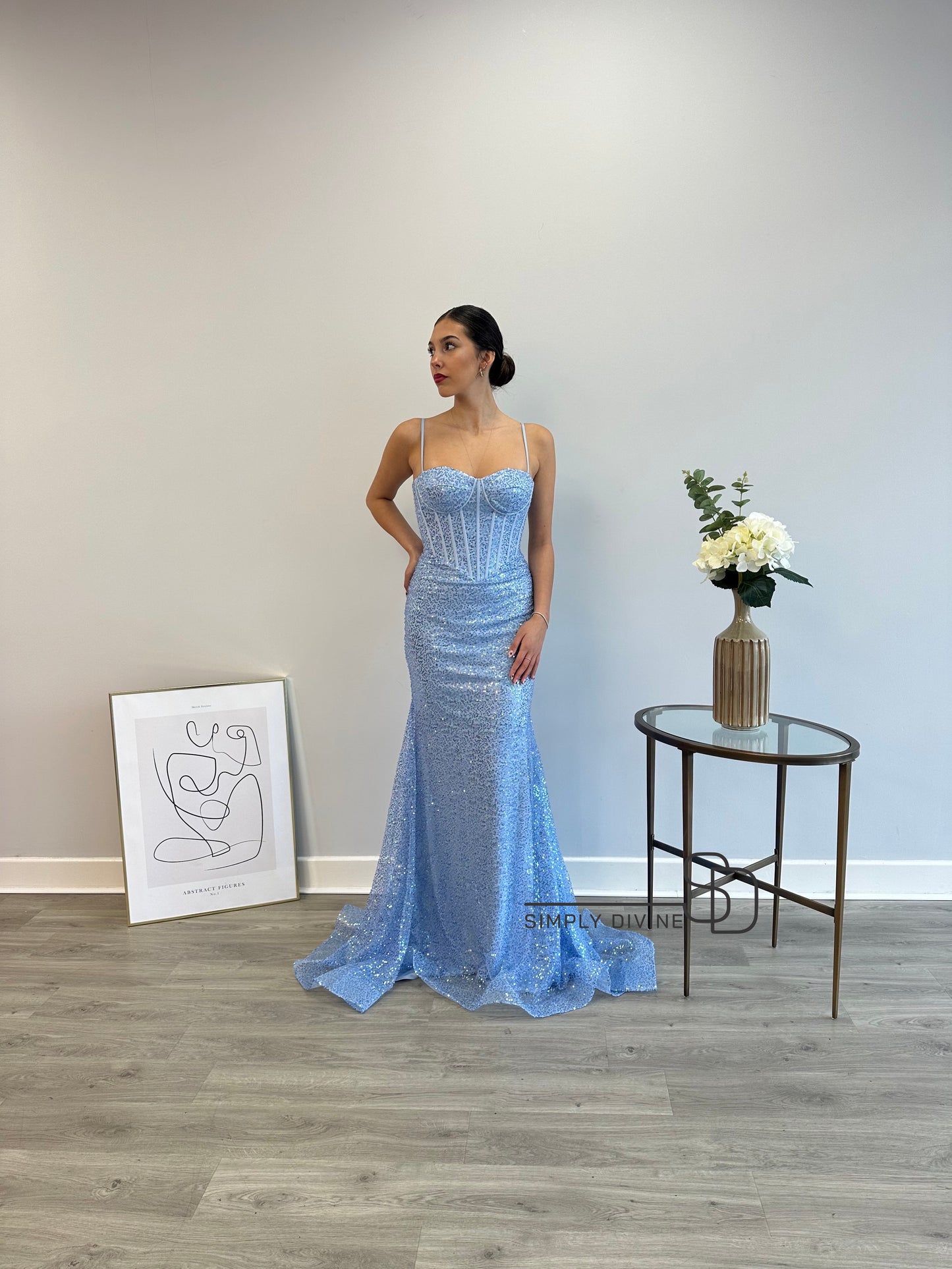 SD855 | Simply Divine