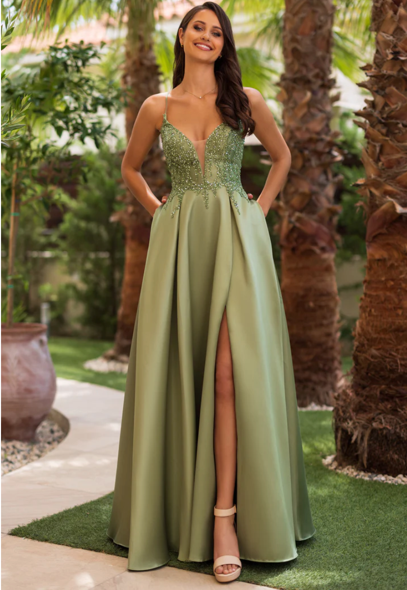 CARDIFF - Evening/Prom Dress Appointment
