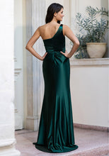 Load image into Gallery viewer, Green silky evening dress
