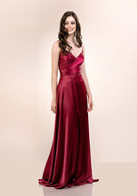 Load image into Gallery viewer, Red silky evening dress

