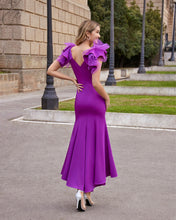 Load image into Gallery viewer, Modern mother of the Bride outfit in purple
