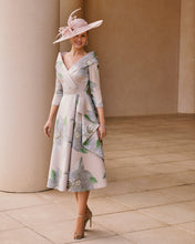 Load image into Gallery viewer, Floral mother of the bride sleeves dress
