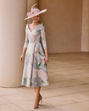 Load image into Gallery viewer, Floral mother of the bride sleeves dress
