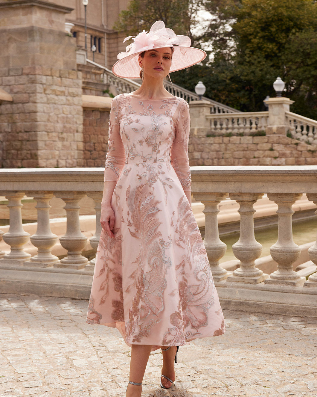 Floral pink mother of the bride outfit