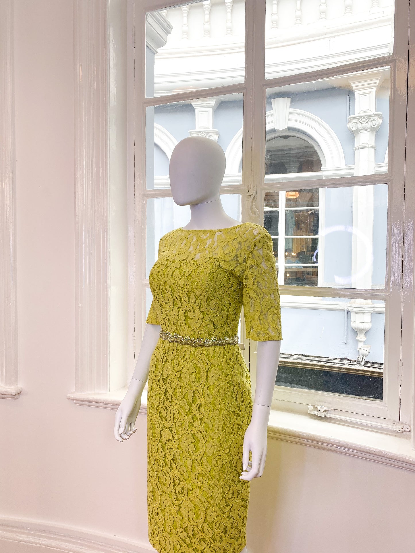 Lime lace mother of the bride outfit
