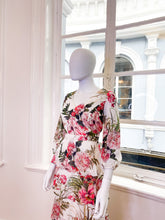 Load image into Gallery viewer, Mother of the bride and groom Outfit
