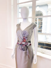 Load image into Gallery viewer, Mother of the bride and groom outfit
