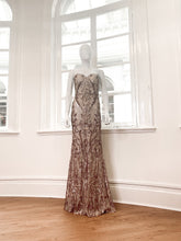 Load image into Gallery viewer, Champagne dress
